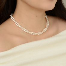 Load image into Gallery viewer, N046 Natalia twist pearl necklace
