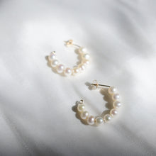 Load image into Gallery viewer, Bridal Hoop Earrings-Minimalist pearl hoop earring | Freshwater pearl, Gold filled HE002

