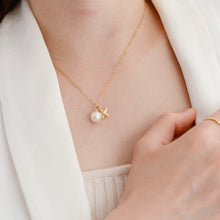 Load image into Gallery viewer, Pearl pendant necklace | Gold filled and freshwater pearl HN002
