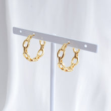 Load image into Gallery viewer, Chain hoop | Brass, 14k gold plated E066

