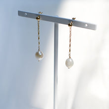 Load image into Gallery viewer, Pearl drop earring | 14k Gold filled, freshwater pearl HE003

