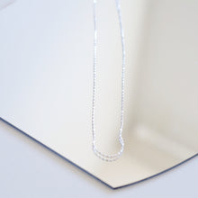 Load image into Gallery viewer, Sparkle silver choker N033
