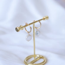 Load image into Gallery viewer, Coin pearl earring | Fresh water pearls and gold filled  HE013
