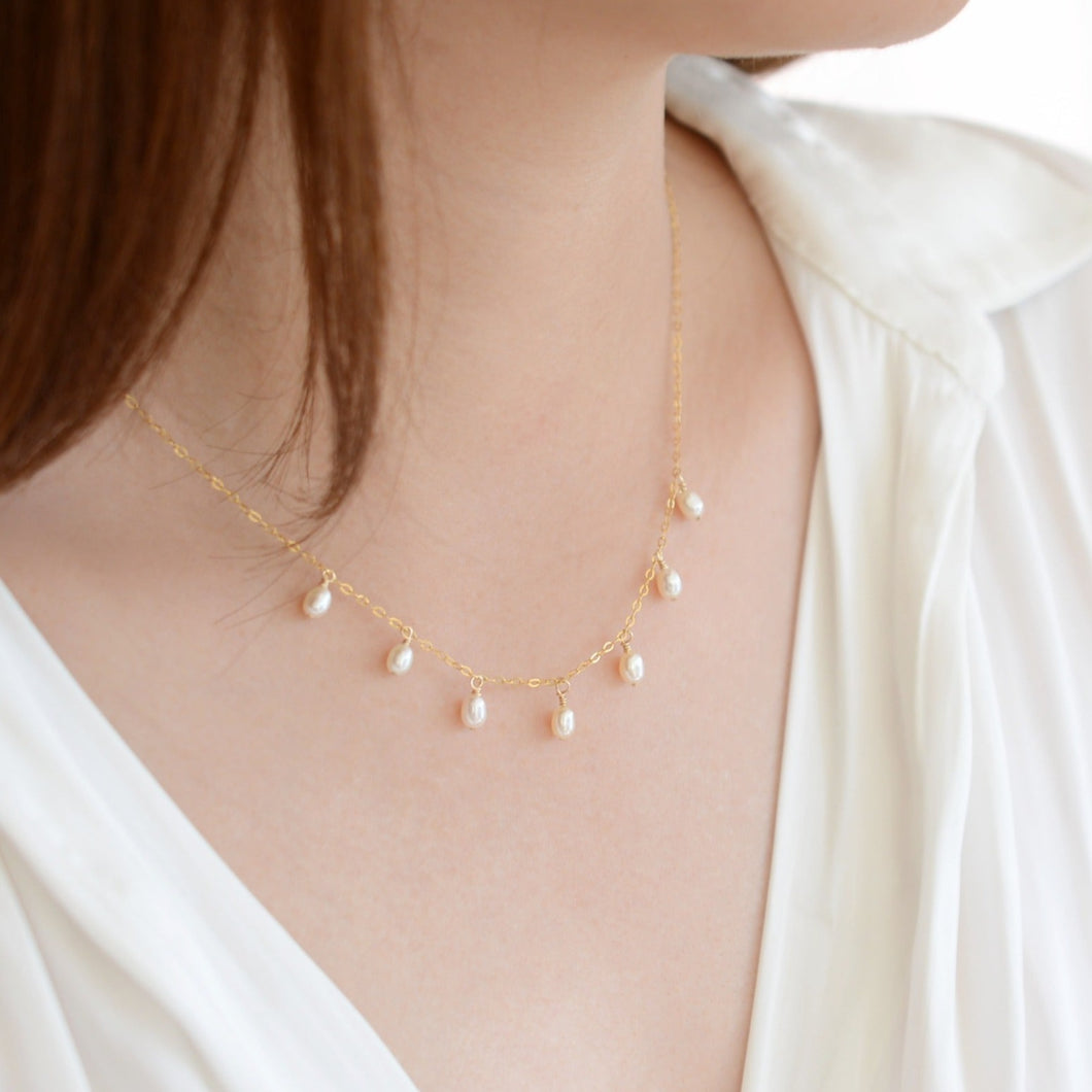 Pearl dangle necklace | Fresh water pearls Gold filled chain HN013