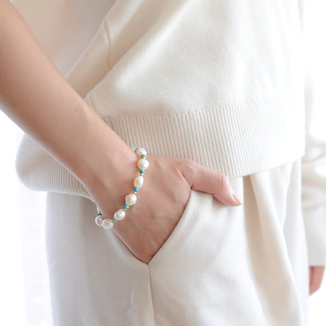 Margret bracelet | Freshwater pearls Turquoise stone HB021