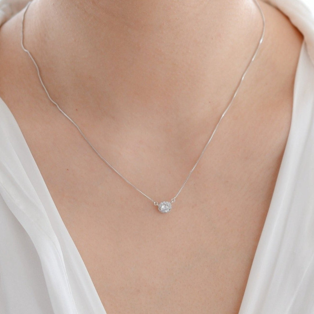 Floating diamond necklace N003