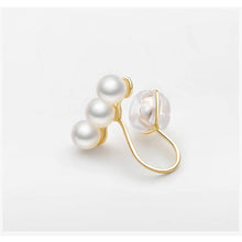 Load image into Gallery viewer, Pearl ear cuff | Gold Plated Brass, Pearl E023
